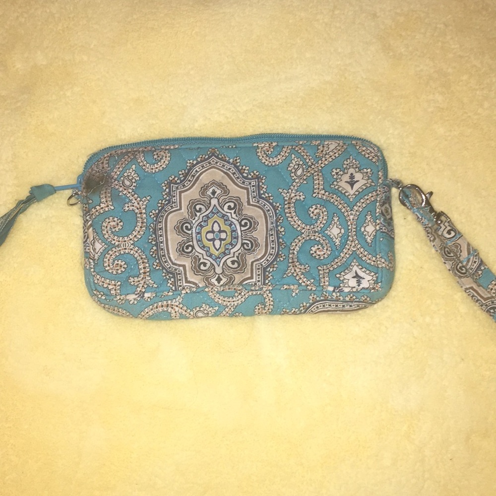 Vera Bradley zip wallet🤍